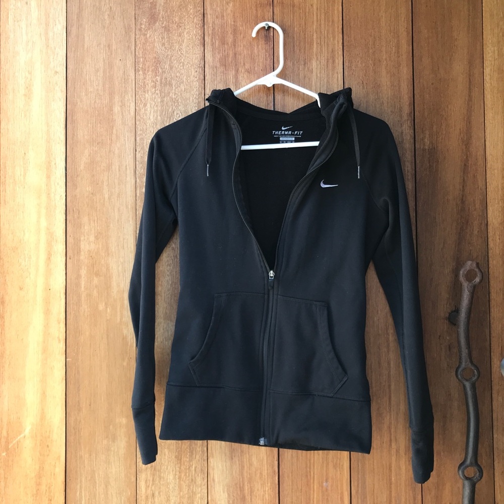 Nike women’s zip up hoodie-XS